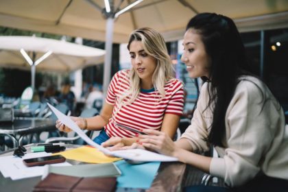 Which Scholarship Is Best For College Students?