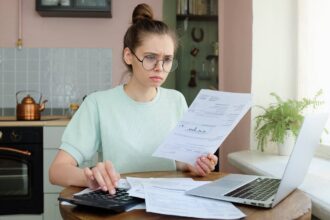 What Are 3 Reasons Student Loans Should Be Avoided?